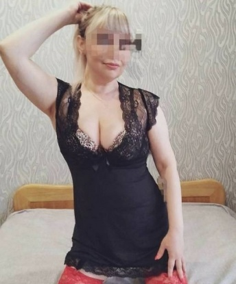 Я готова сполна порадовать тебя своими услугами. Встречи со мной - это твое путешествие в мир наслаждения и сексуальности. У меня есть отличные отзывы от моих довольных клиентов, они восхищены моими оральными навыками и талантом удовлетворять. Я с удовольствием приму фирменный массаж и создам атмосферу, где каждая встреча будет наивысшим уровнем удовольствия. Жду тебя в Москве, любимый 🌸🌟 Екатерина